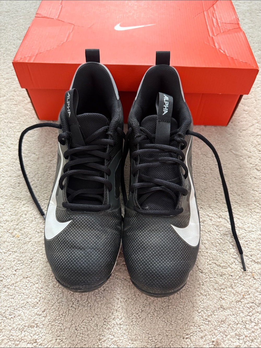 Nike Men's Black & White Spikes